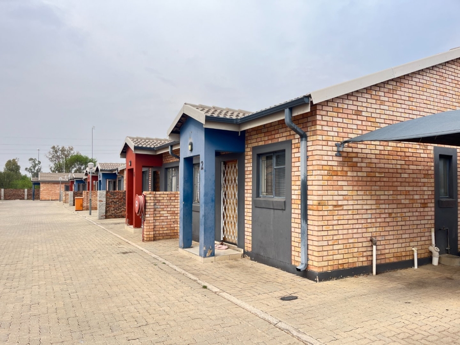 2 Bedroom Property for Sale in Dassie Rand North West